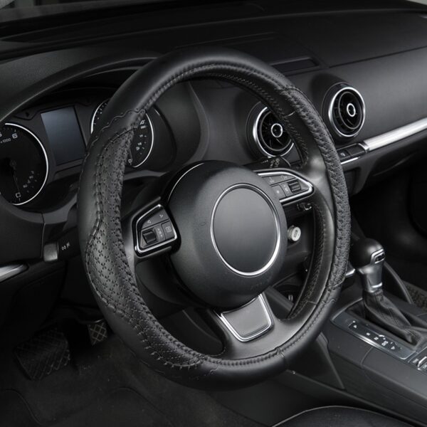 AUTOYOUTH Fashion PU Leather Steering Wheel Cover Fits 38cm/15 inch Diameter Hot Sale Red Wavy Bold Line Splice X-stitch Pattern